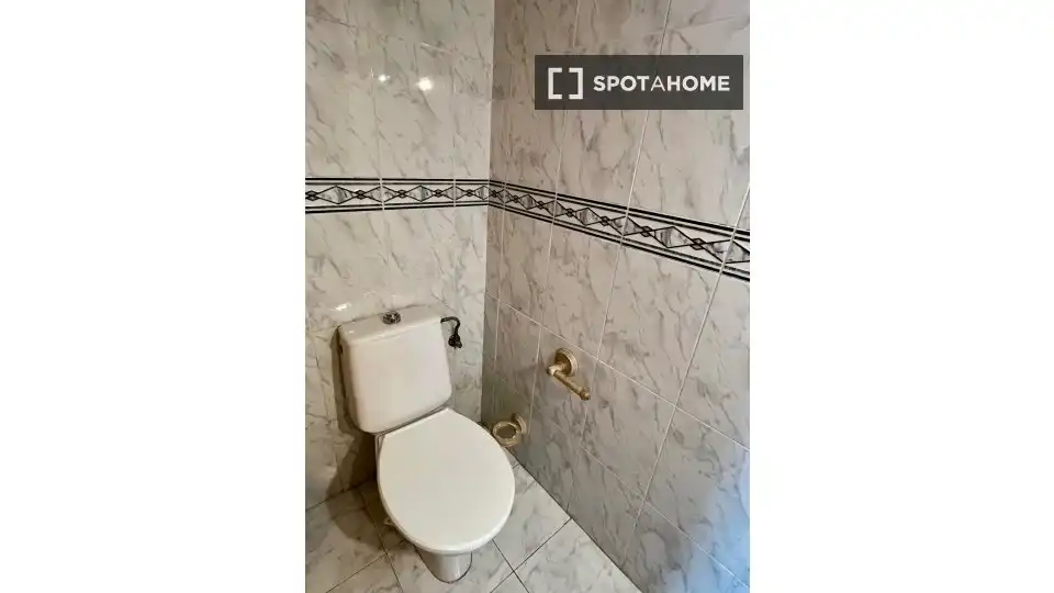 Bany de Pis de lloguer en Alfara del Patriarca, Valencia