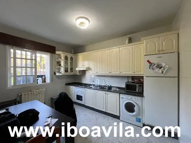Kitchen of Houses for sale in Pontevedra Capital   with Heating, Private garden and Terrace