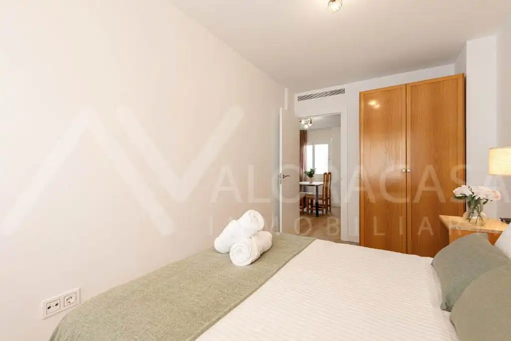 Bedroom of Flat for sale in Málaga  with Air Conditioner, Heating and Furnished