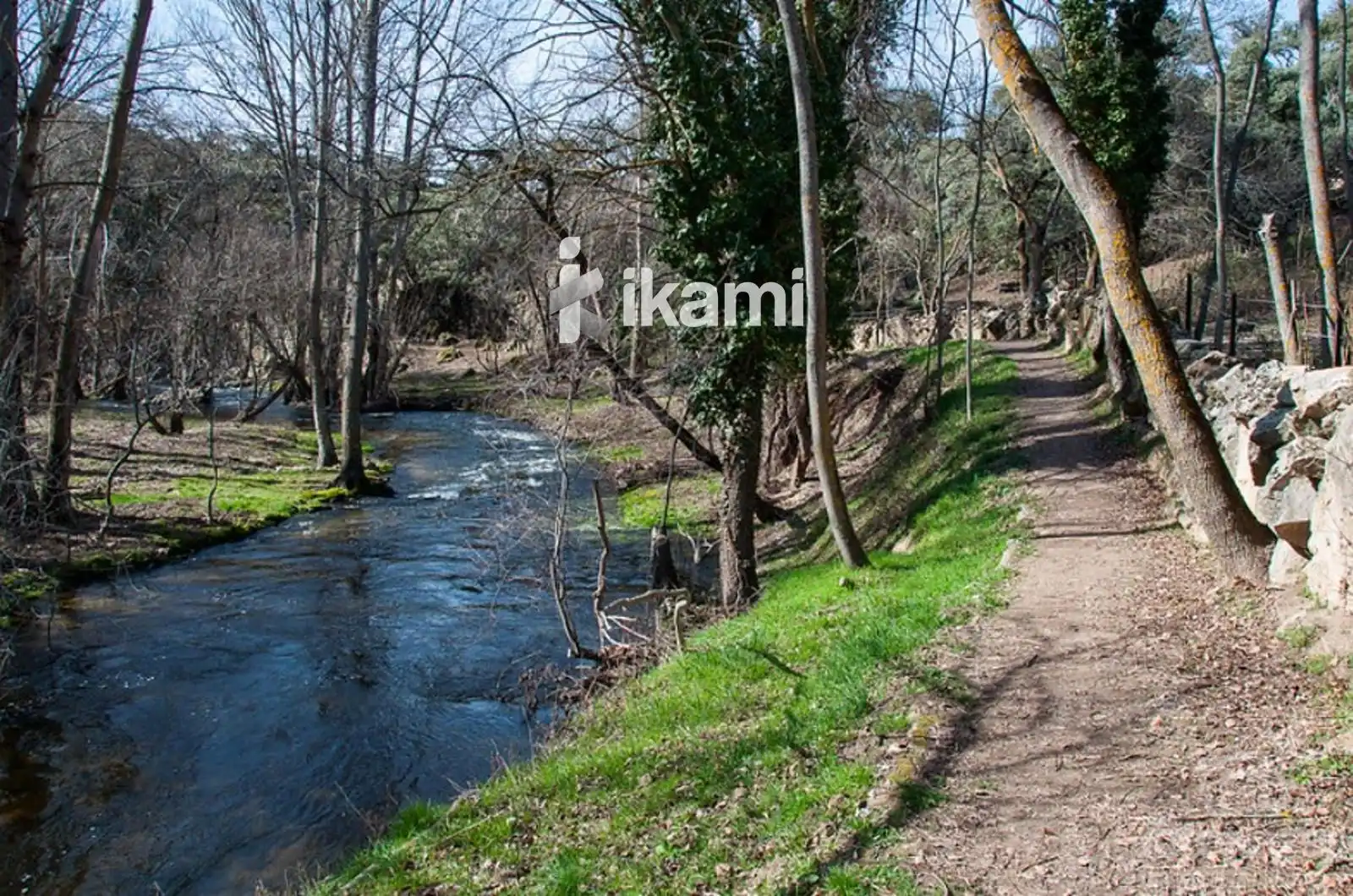 Land for sale in Valdeprados
