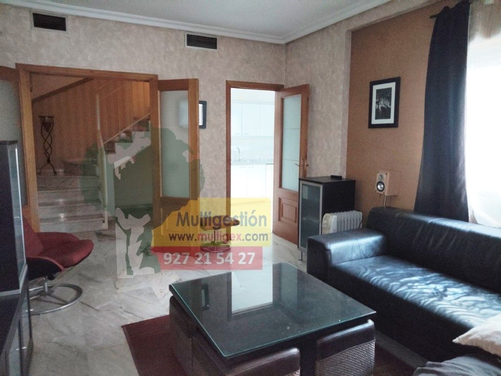 Living room of Duplex for sale in Cáceres Capital