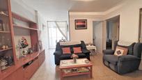 Sala d'estar de Pis en venda en Esplugues de Llobregat amb Balcó