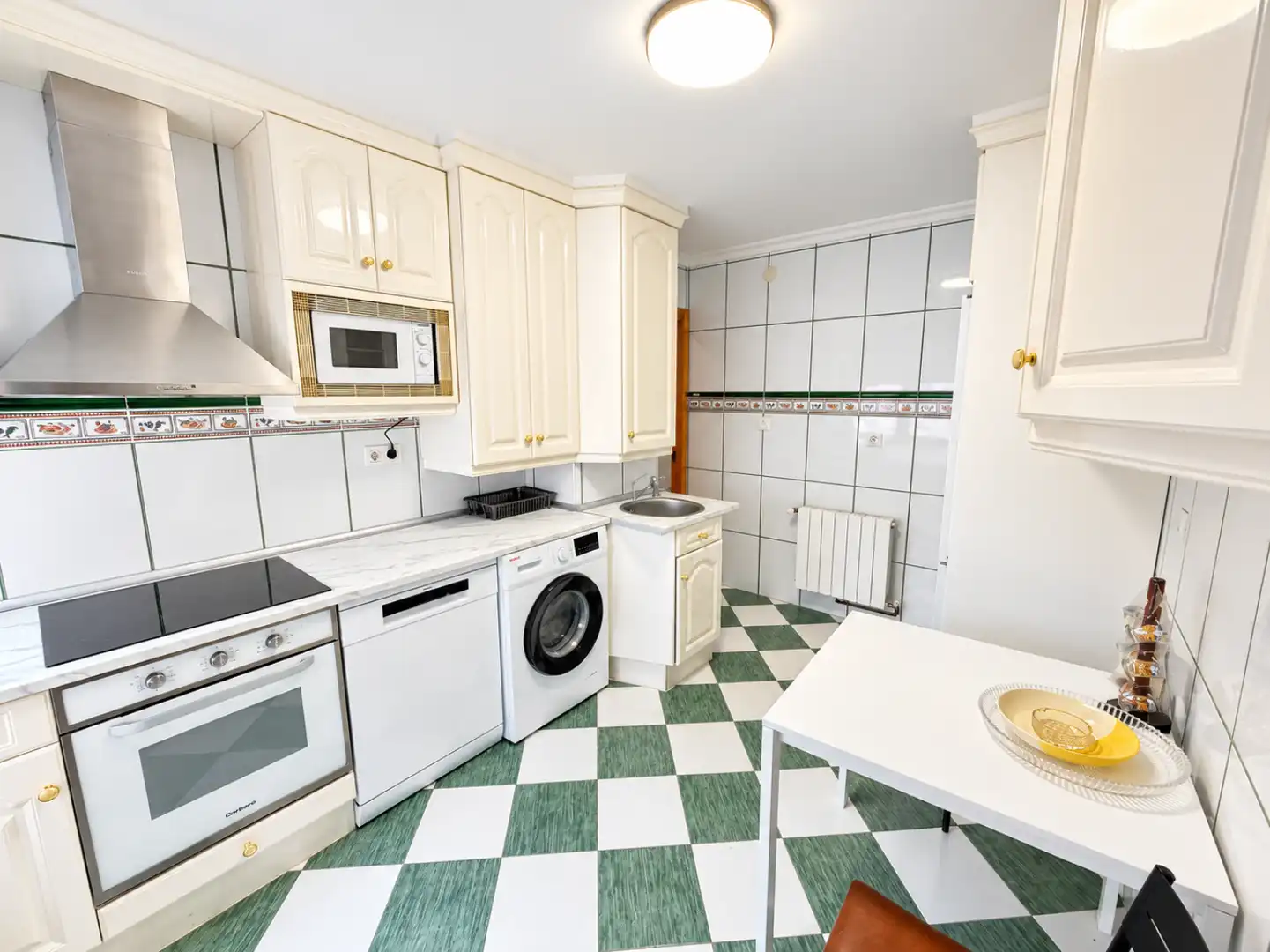 Kitchen of Flat for rent in Los Corrales de Buelna , Cantabria