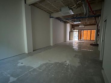 Local comercial de lloguer a Centre - Passeig i Rodalies