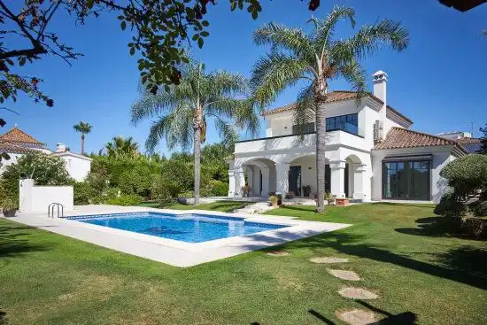 Villa mit Pool zum Verkauf in Sotogrande Costa, imagen 5