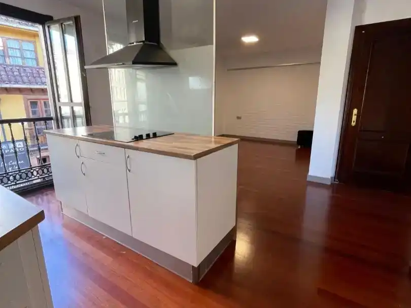 Küche von Wohnung zur Miete in Oviedo 