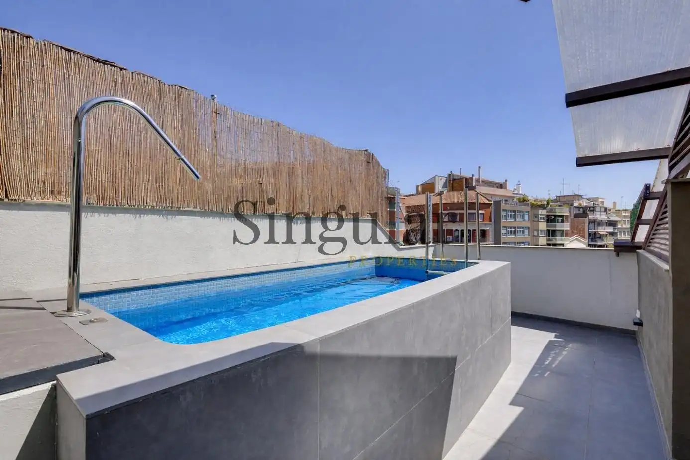 Piscina de Àtic en venda en Barcelona amb Aire condicionat, Calefacció i Parquet