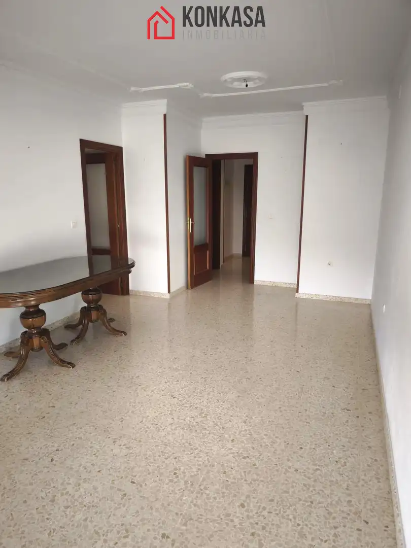 Flat for sale in Arcos de la Frontera  with Storage room