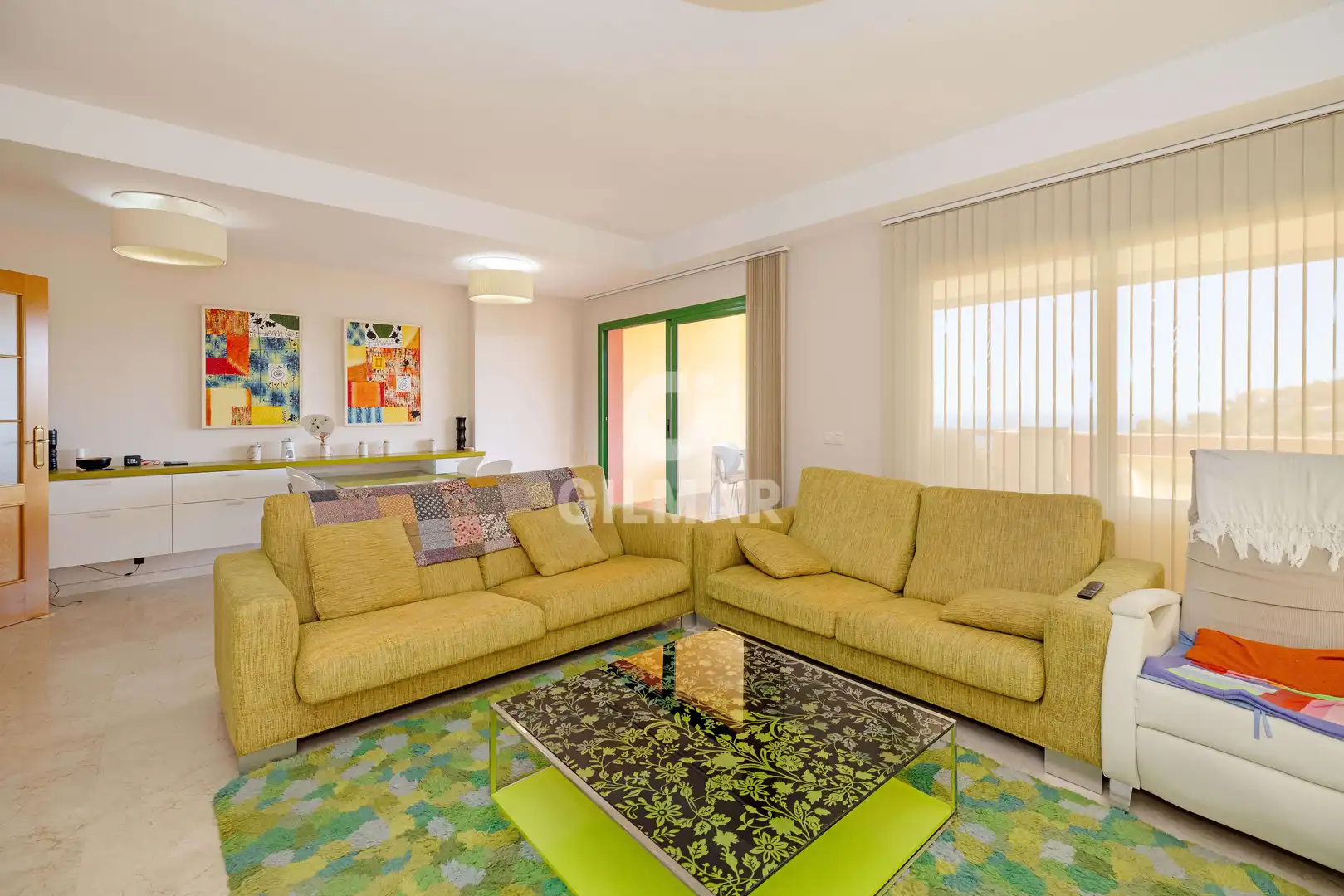 Sala de estar de Dúplex en venta en Fuengirola con Calefacción, Trastero y Piscina