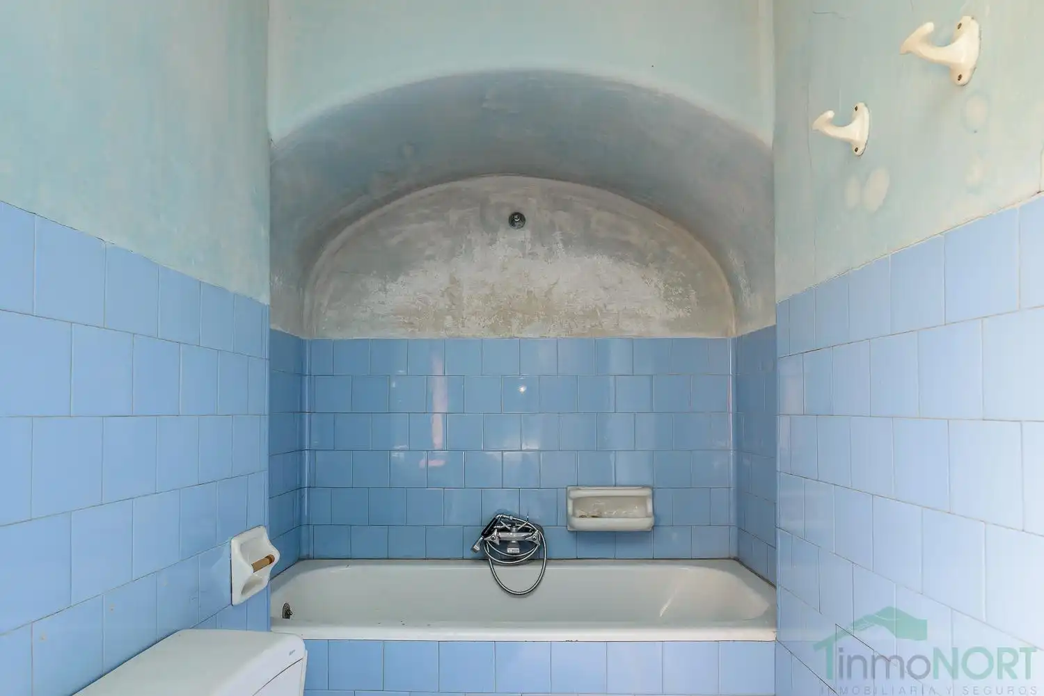 Baño de Edificio en venta en Oviedo 