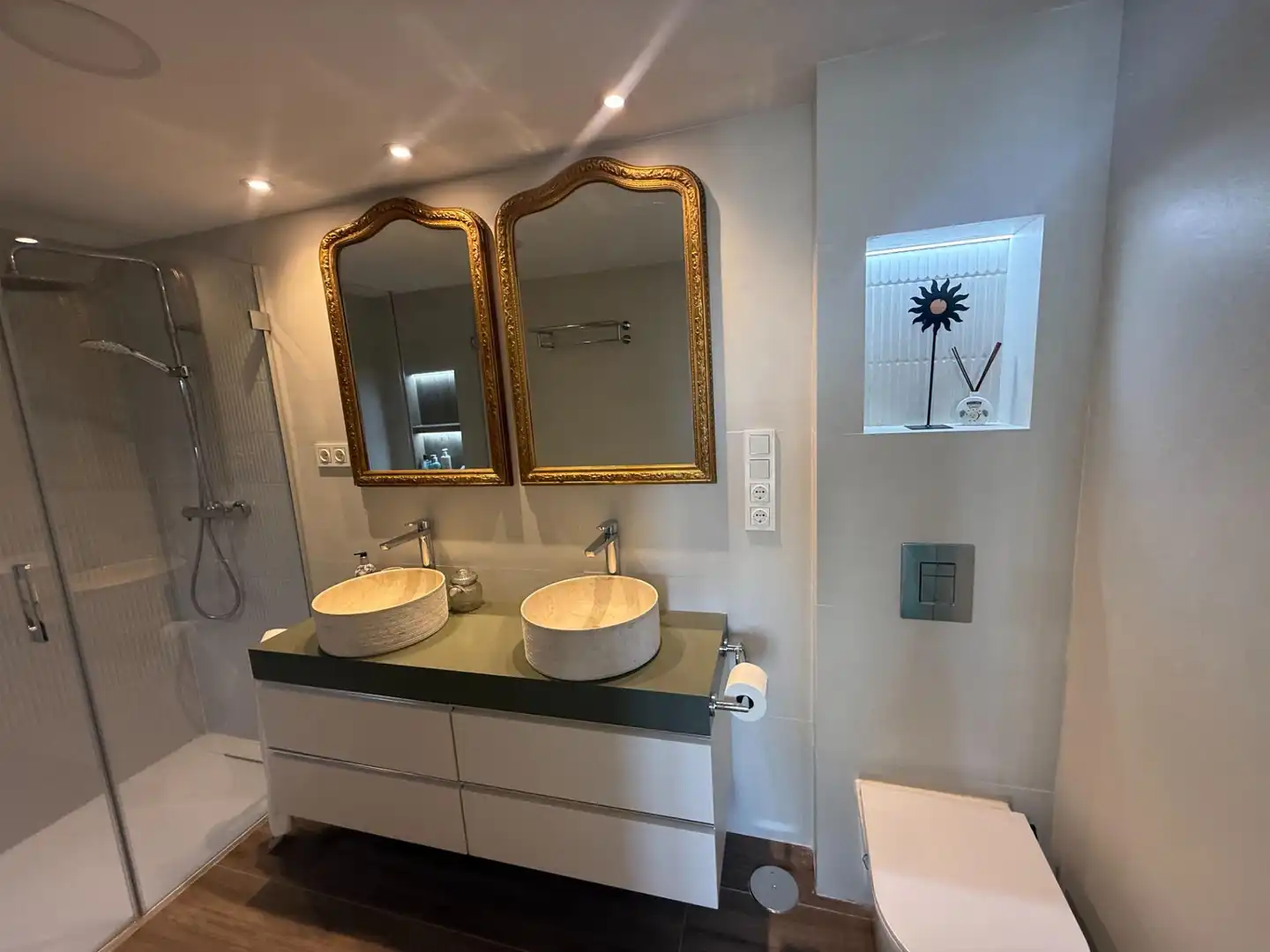 Badezimmer von Wohnung zur Miete in Almería mit Klimaanlage, Terrasse und Möbliert