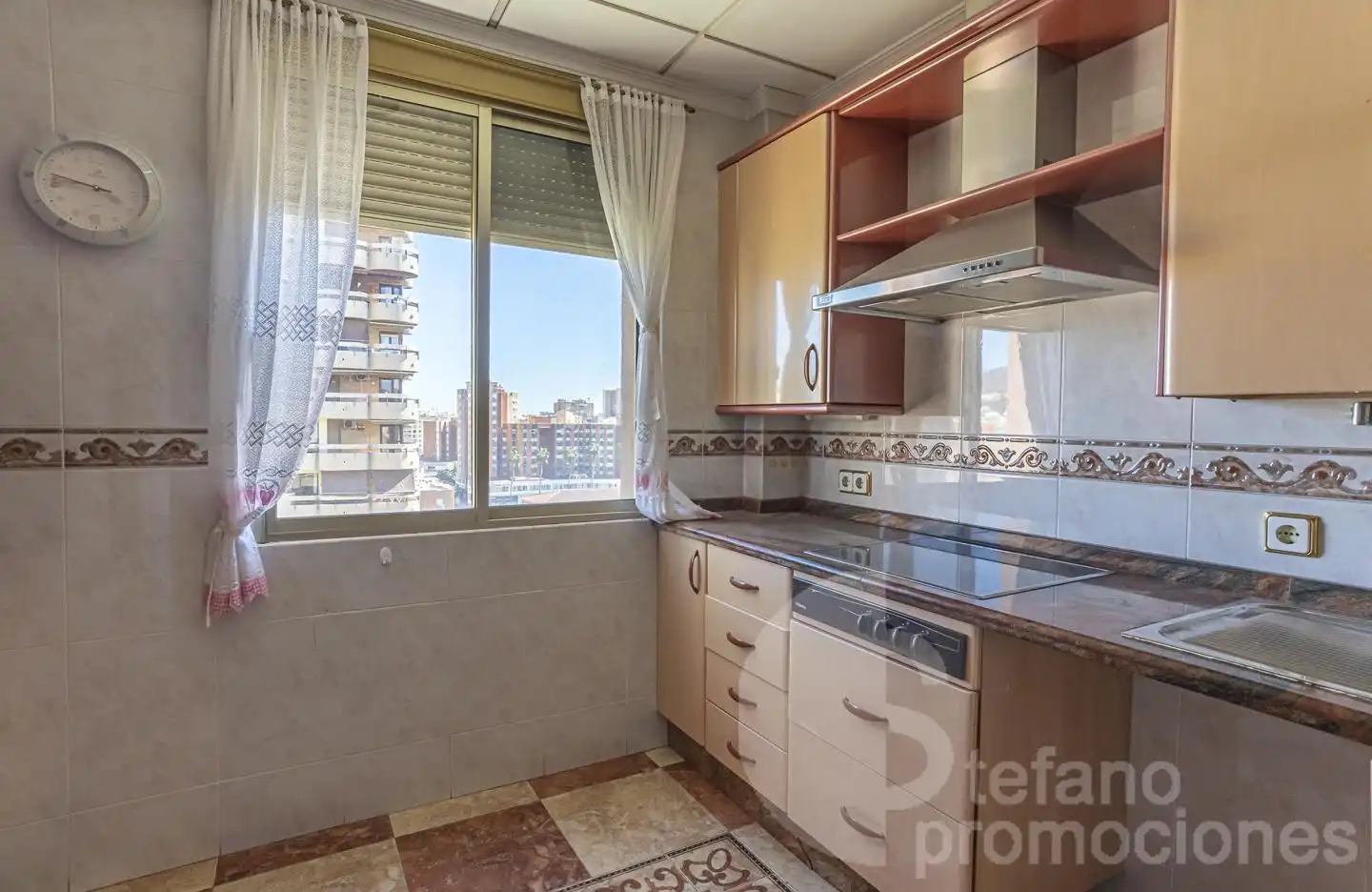Kitchen of Flat for sale in Málaga  with Air Conditioner, Terrace and Storage room