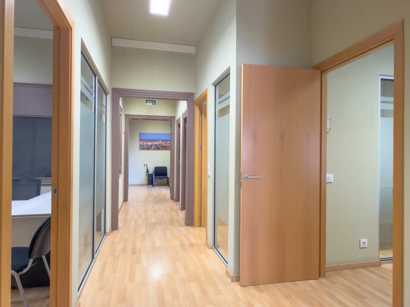 Office for rent in Barcelona  with Air Conditioner, Heating and Internet