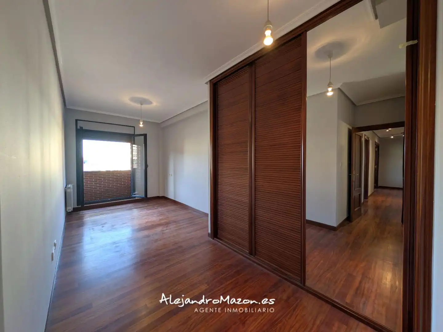 Habitación de Piso en venta en Castro-Urdiales con Calefacción, Parquet y Terraza