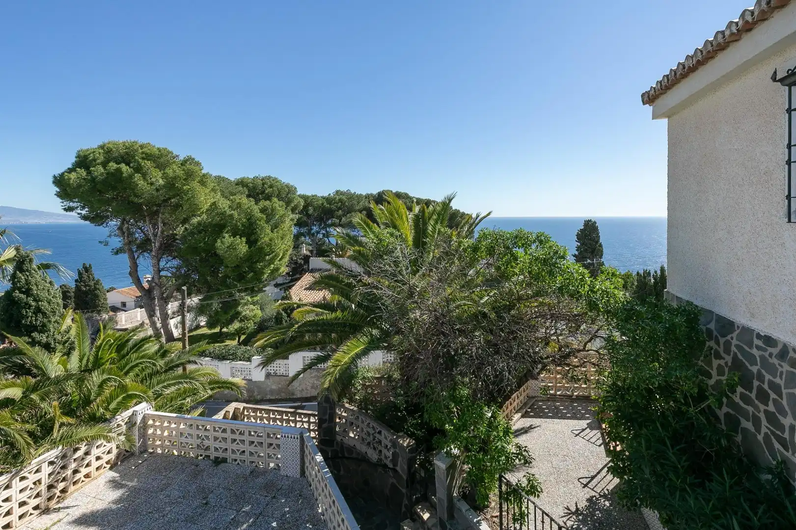 Jardí de Casa o xalet en venda en Almuñécar amb Aire condicionat, Jardí privat i Terrassa