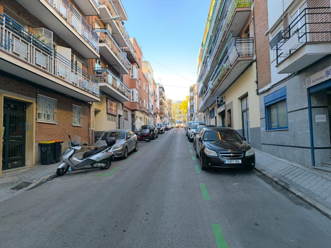 Exterior view of Flat for sale in  Madrid Capital  with Air Conditioner, Heating and Terrace