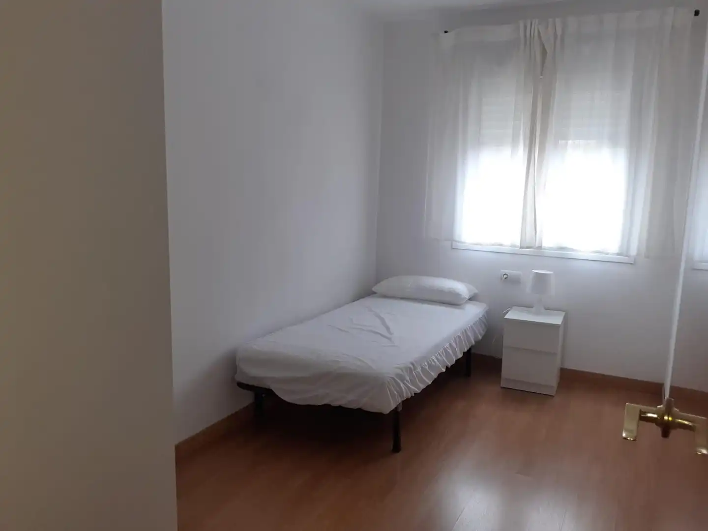 Habitación de Piso de alquiler en Mollet del Vallès con Aire acondicionado, Calefacción y Parquet