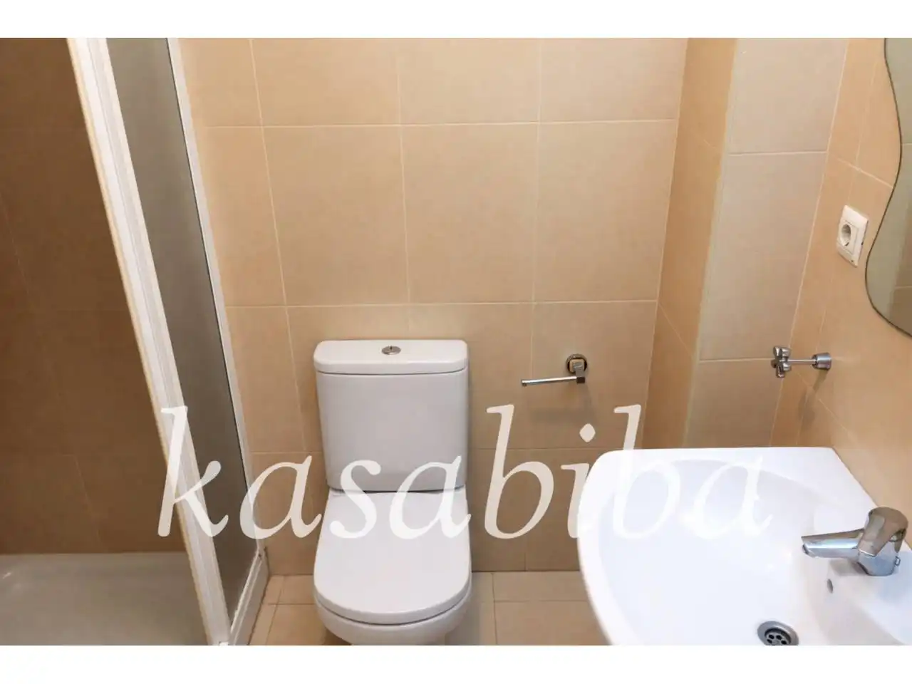Badezimmer von Wohnung zum Verkauf in Rocafort mit Klimaanlage und Heizung