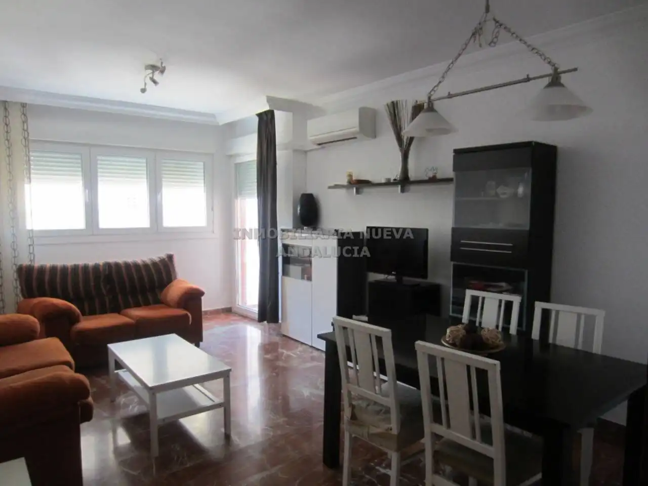 Sala de estar de Piso de alquiler en Almería con Terraza y Amueblado