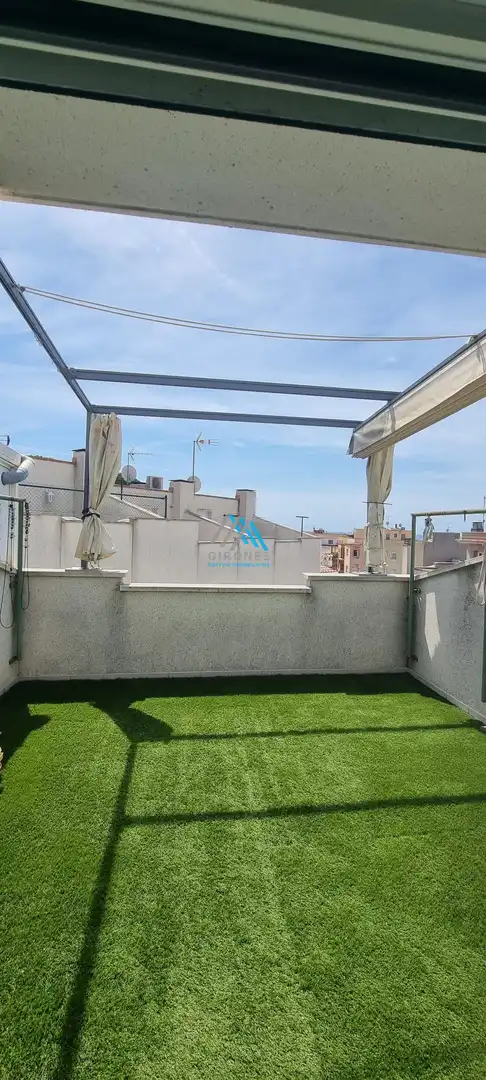 Terrasse von Einfamilien-Reihenhaus zur Miete in Sant Feliu de Guíxols mit Klimaanlage, Heizung und Parkett