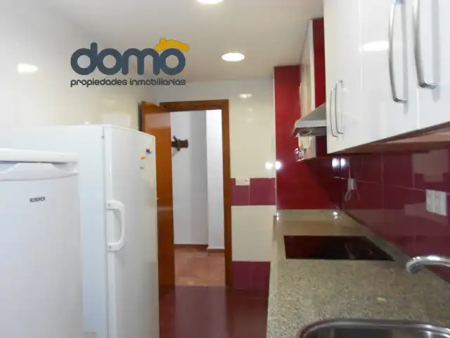 Cocina de Piso para compartir en Granada con Calefacción, Amueblado y Horno