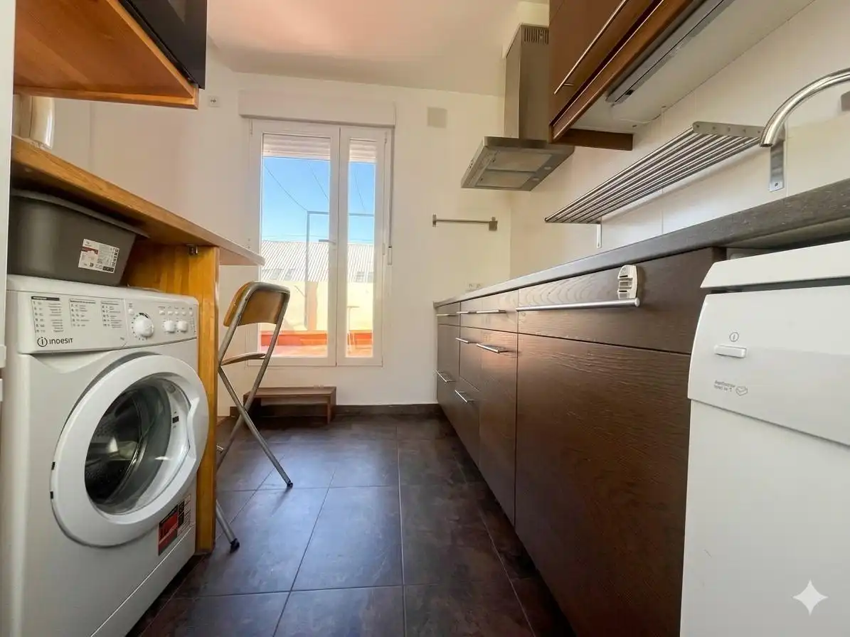 Küche von Dachboden zur Miete in Madrid mit Klimaanlage, Heizung und Terrasse