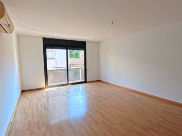 Wohnung mit Balkon zum Verkauf in Carrer Cardedeu