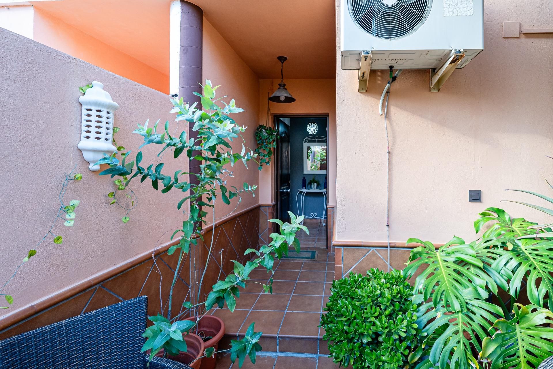 Casa adosada en venda en Lepe amb Aire condicionat, Jardí privat i Terrassa