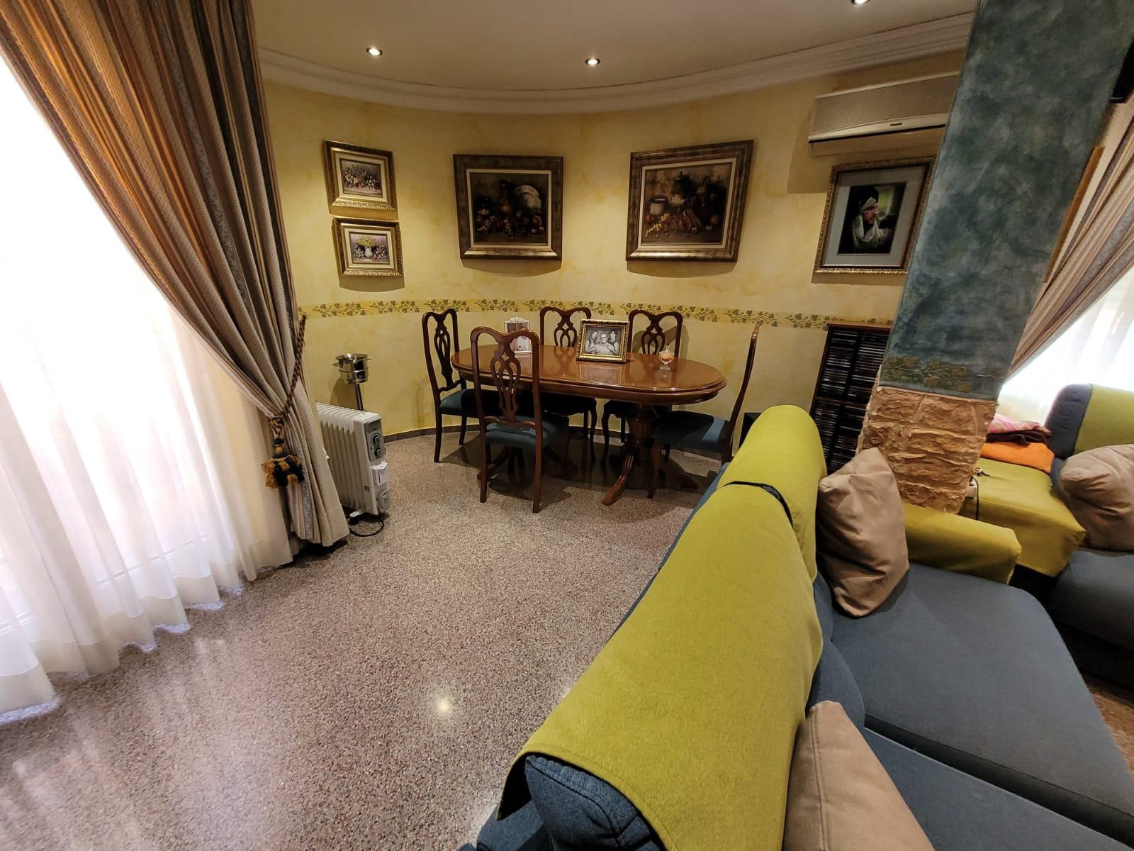 Dining room of Single-family semi-detached for sale in Elda  with Air Conditioner, Terrace and Balcony