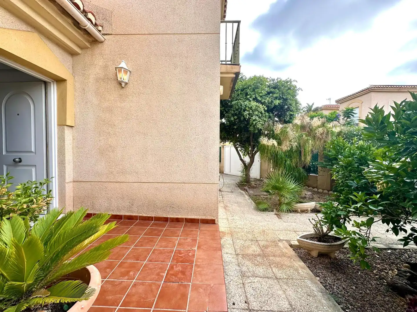 Exterior view of Duplexes for sale in Almería  with Private garden, Terrace and Storage room