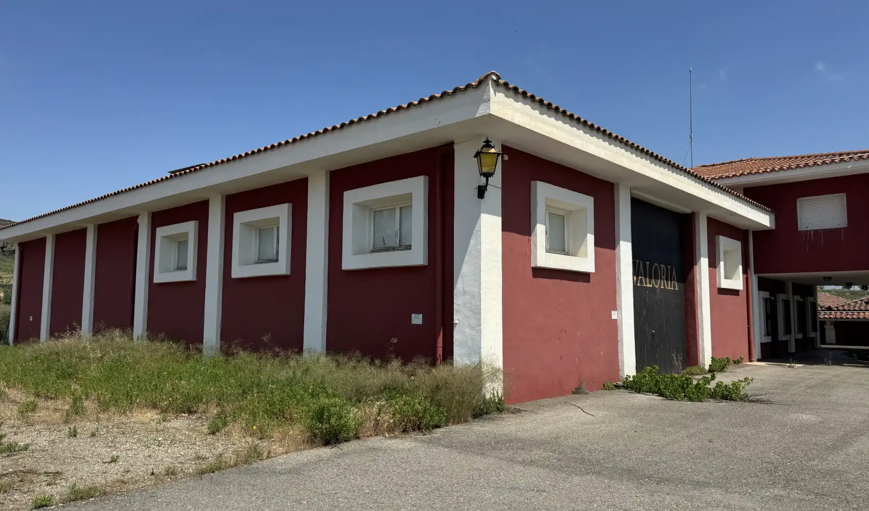 Exterior view of Industrial buildings for sale in  Logroño