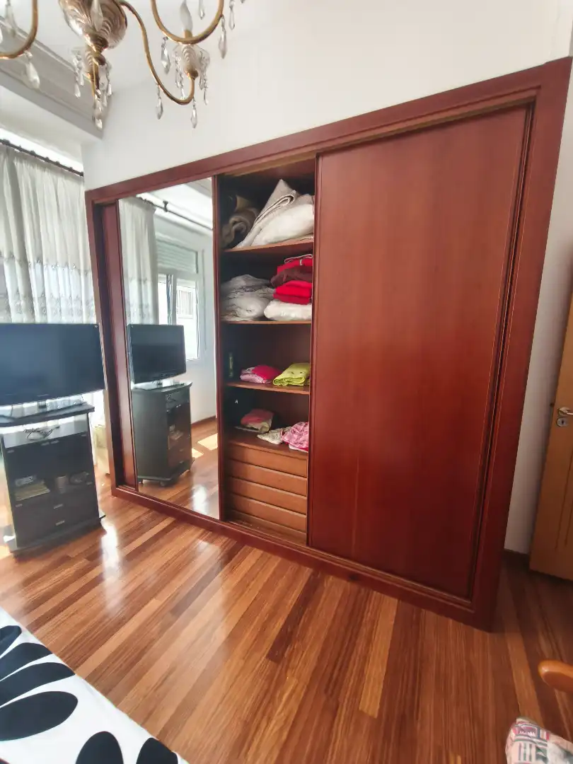 Habitación de Piso de alquiler en Santiago de Compostela  con Calefacción, Parquet y Amueblado