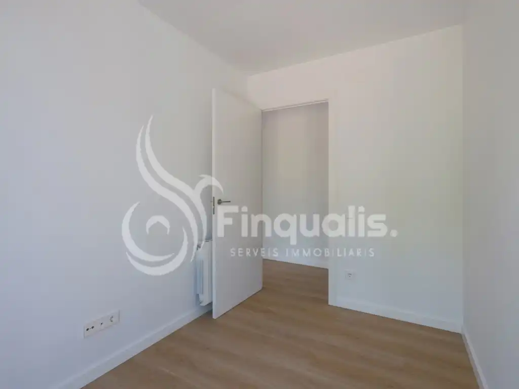 Habitación de Piso en venta en Santa Eulàlia de Ronçana con Aire acondicionado