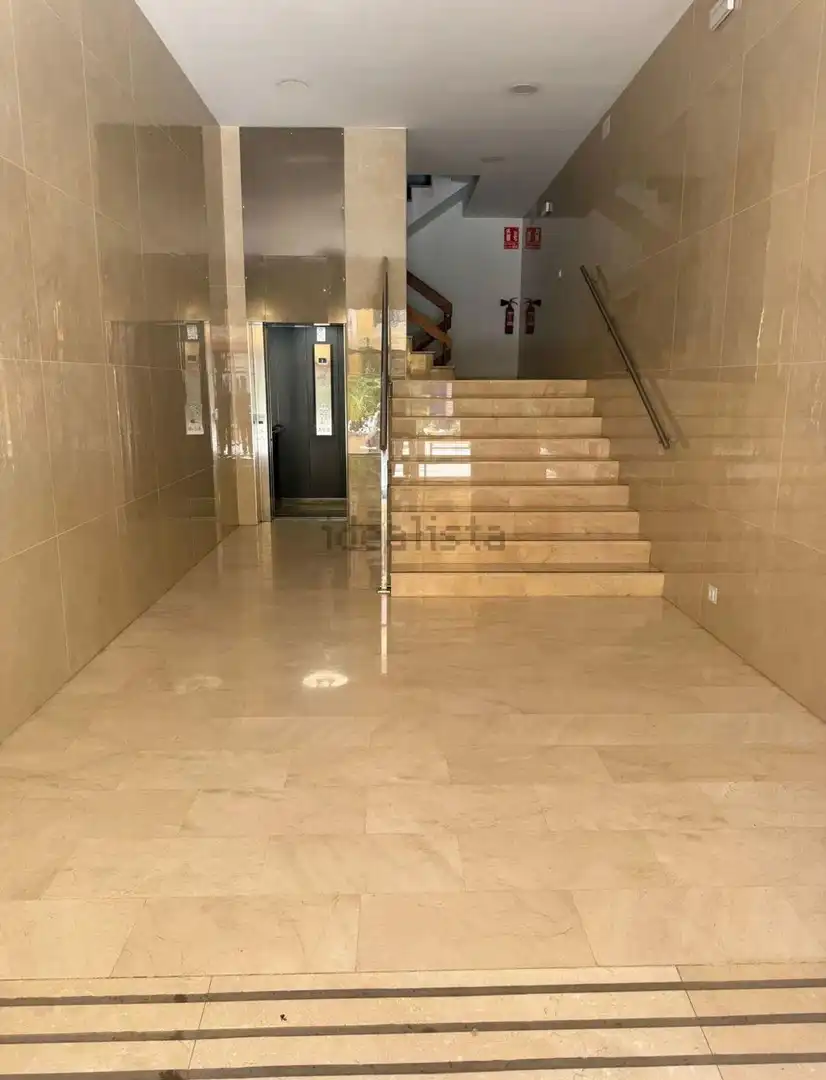 Flat for sale in Valencia  with Furnished and Balcony