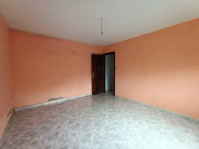 Casa adosada en venda en Lousame