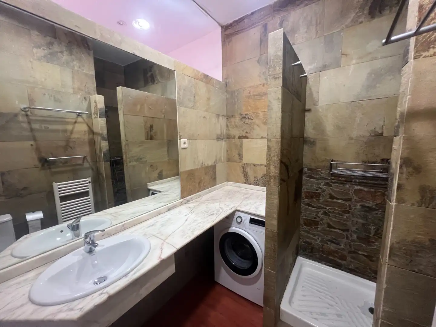 Baño de Piso en venta en Madrid con Aire acondicionado, Calefacción y Horno
