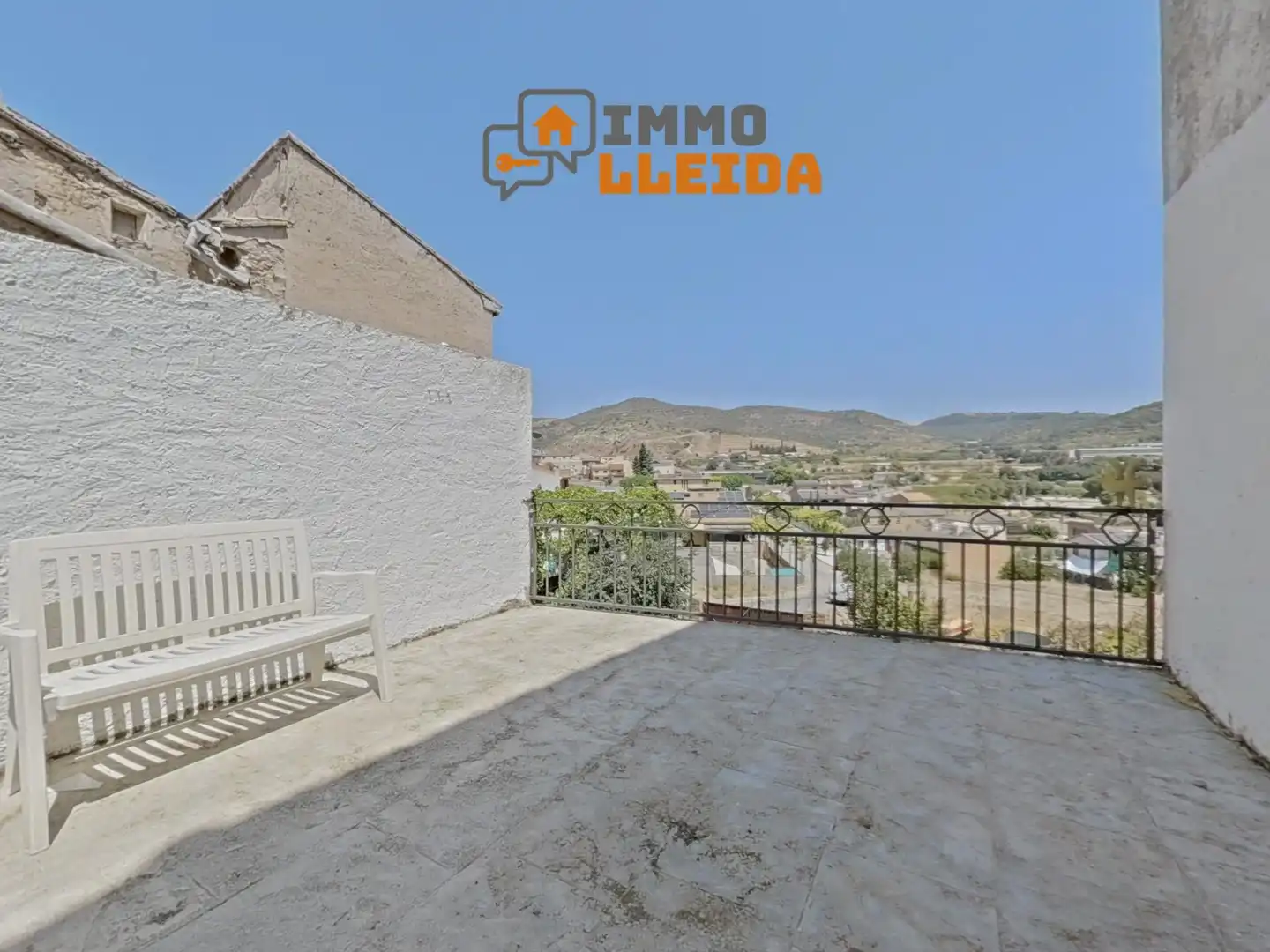 Exterior view of Flat for rent in Os de Balaguer  with Heating, Terrace and Storage room
