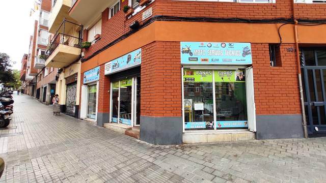 Local comercial en Venta en Avinguda de la Mare de Déu de Montserrat en El Guinardó