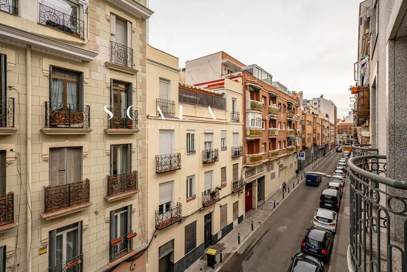 Außenansicht von Maisonette zur Miete in Madrid mit Klimaanlage, Heizung und Terrasse