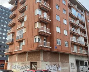 Exterior view of Apartment for sale in Burgos Capital  with Heating and Parquet flooring