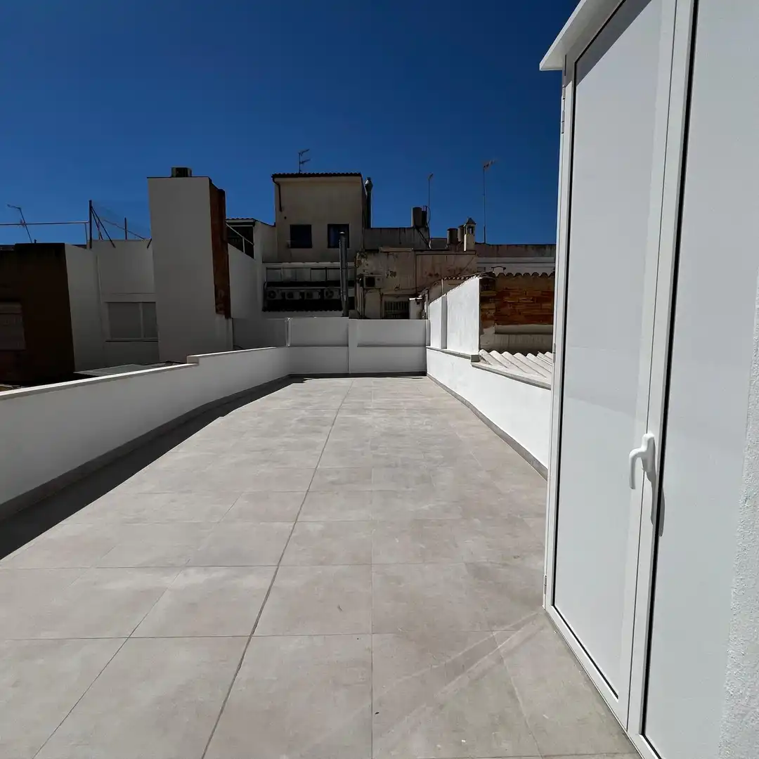 Terrassa de Pis de lloguer en Vilanova i la Geltrú amb Aire condicionat, Calefacció i Parquet
