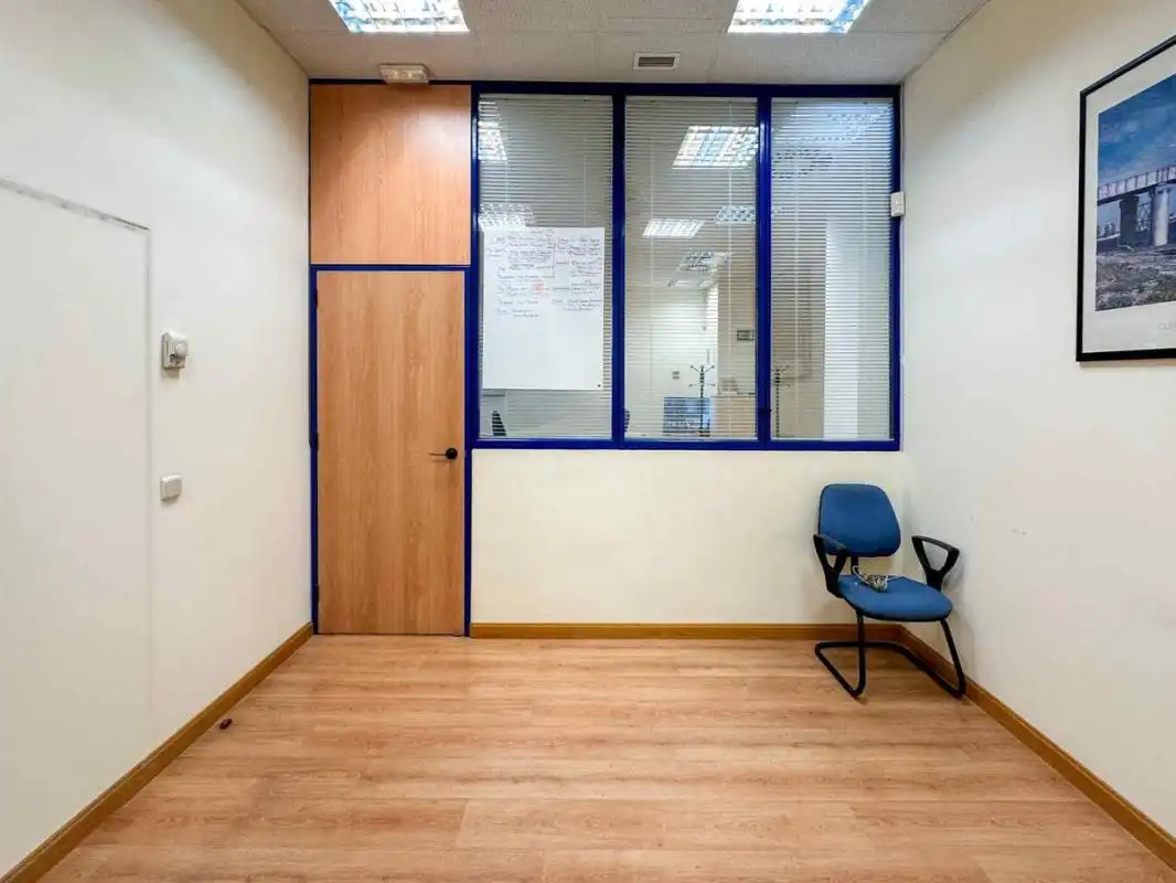 Bureau avec ascenseur à vendre à Calle de Isabel Colbrand, imagen 42
