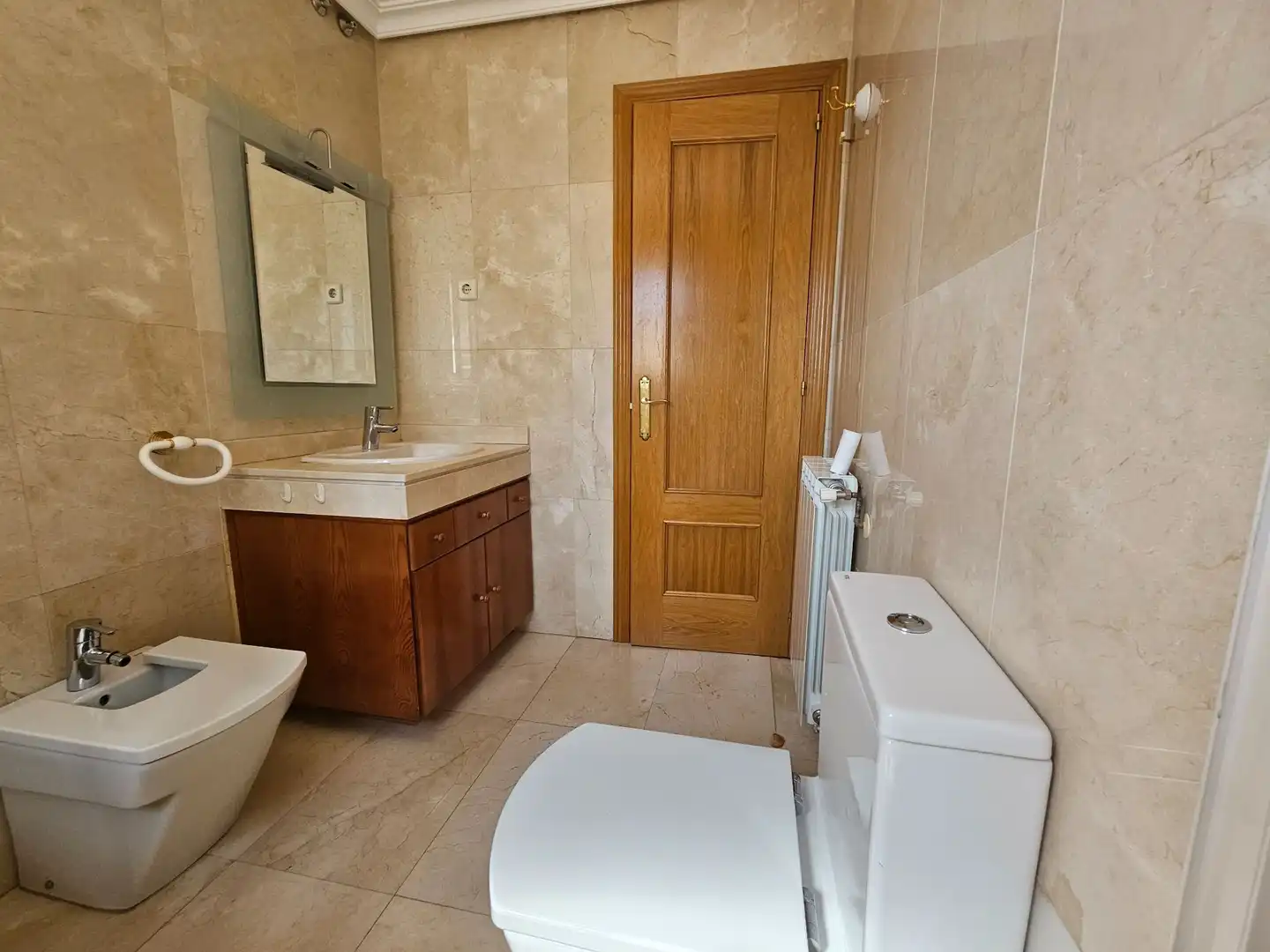 Bathroom of Houses for rent in Valdemorillo  with Air Conditioner, Heating and Private garden
