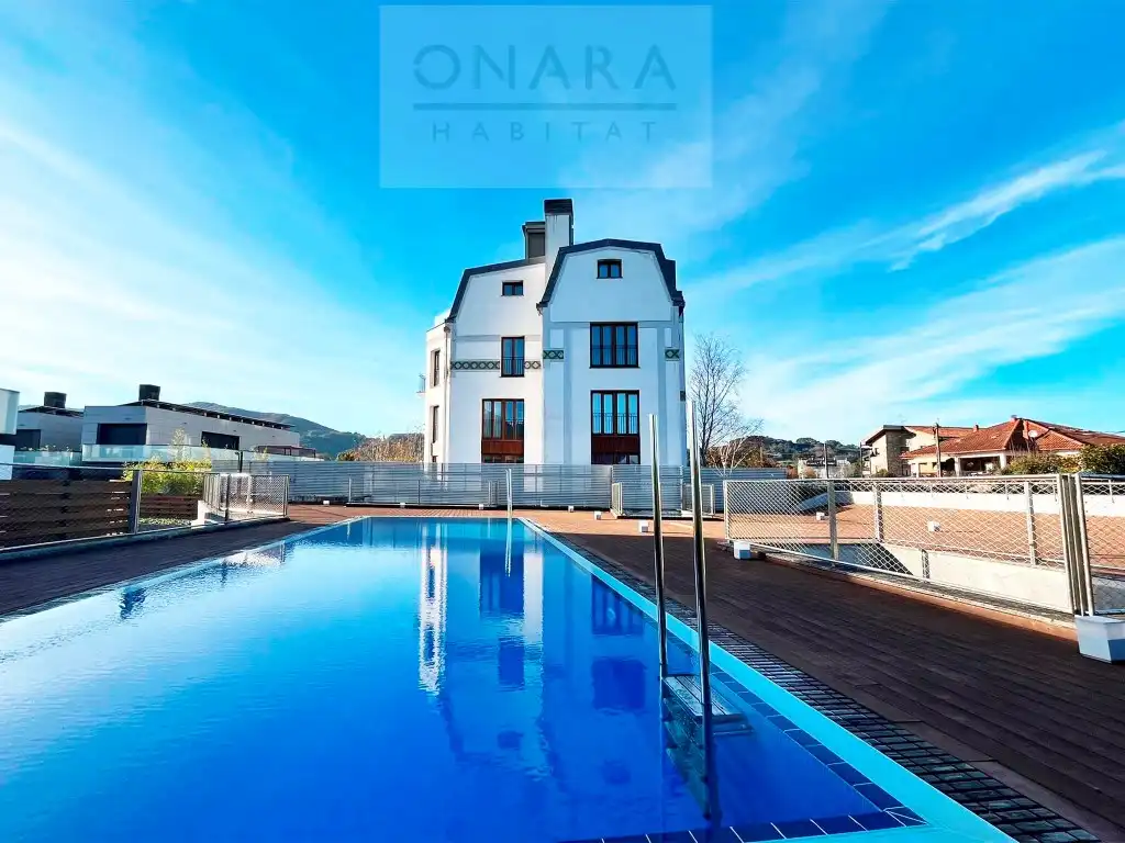 Exterior view of Duplexes for sale in Hondarribia