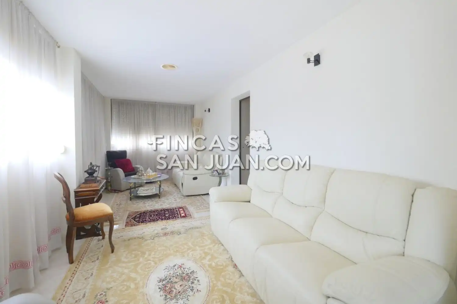 Sala de estar de Casa o chalet en venta en Mutxamel con Terraza, Piscina y Balcón