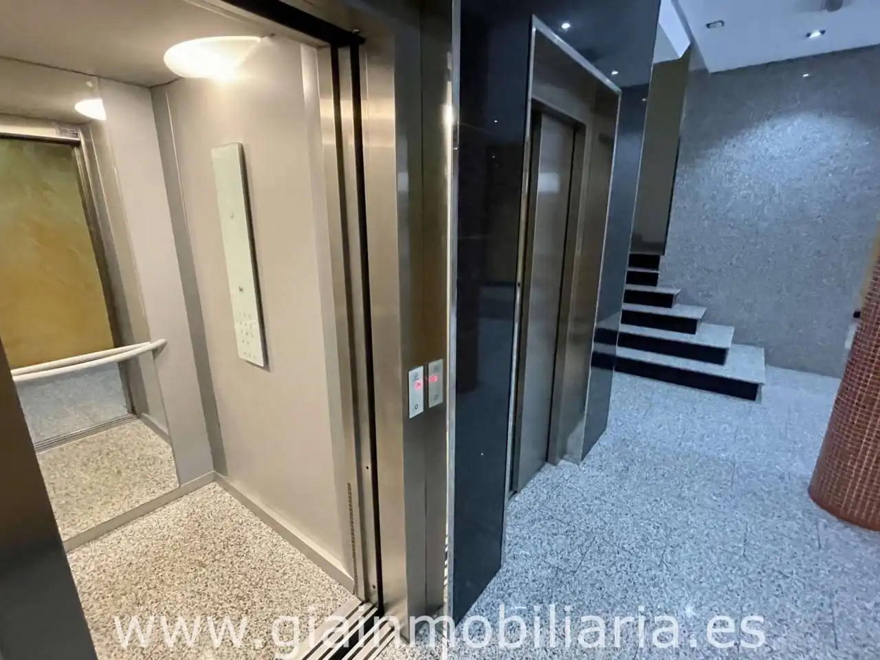 Office for sale in O Porriño    with Air Conditioner and Heating