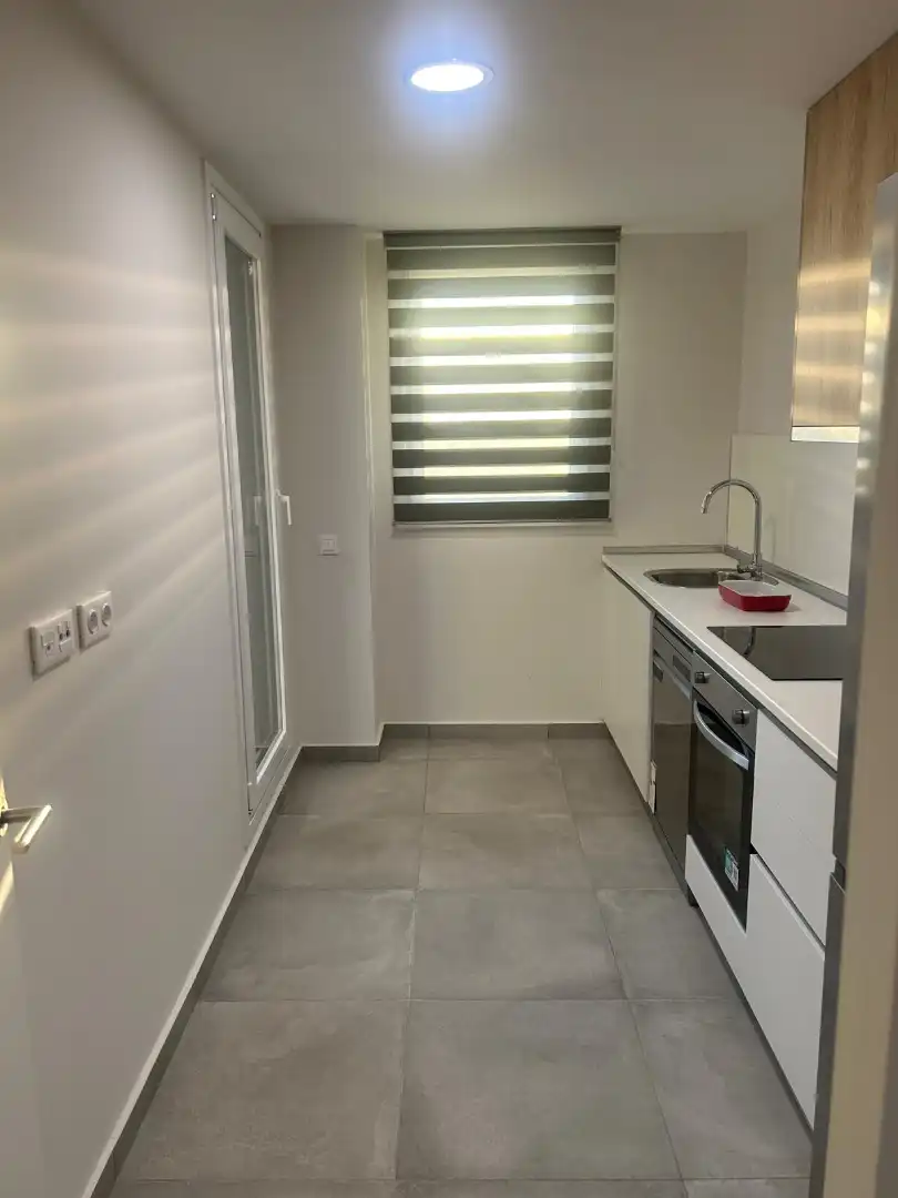 Cocina de Piso de alquiler en Dos Hermanas con Aire acondicionado, Terraza y Amueblado