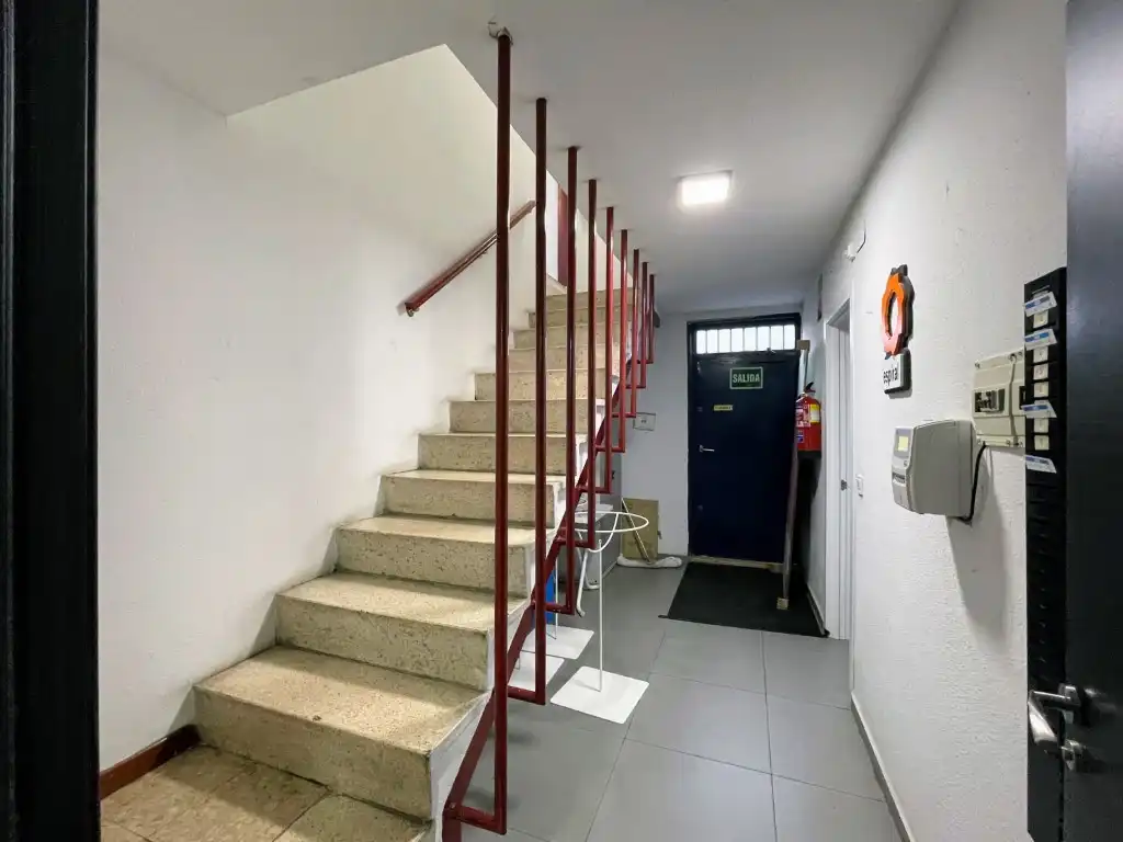 Nau industrial de lloguer a Calle Luis i, imagen 9