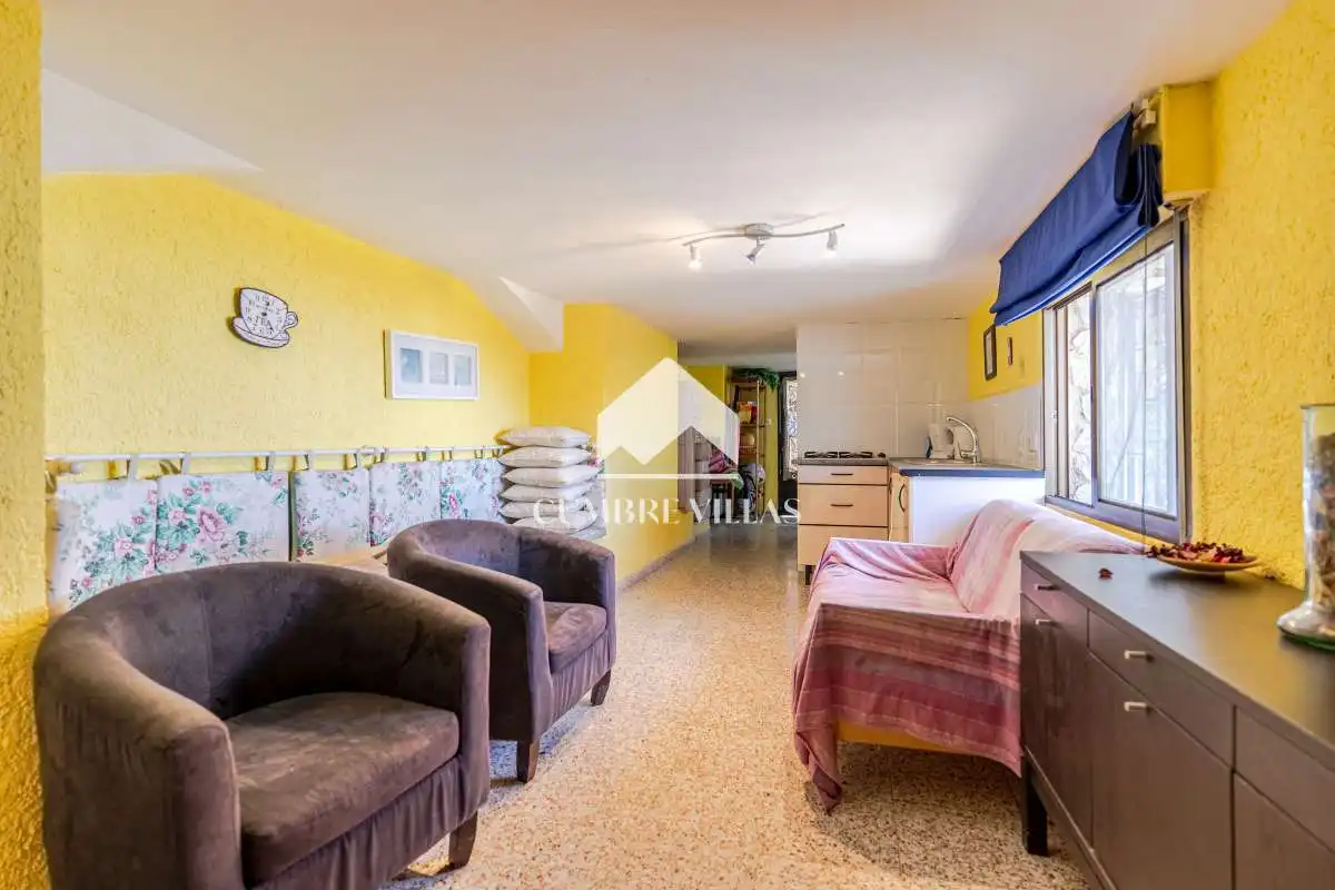 Houses for sale in Salobreña  with Private garden, Terrace and Internet