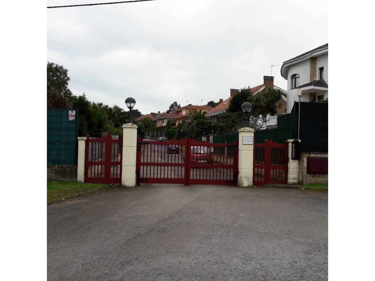 Vista exterior de Residencial en venda en Gijón 